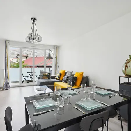 Appartement Chic And Spacious With Parking